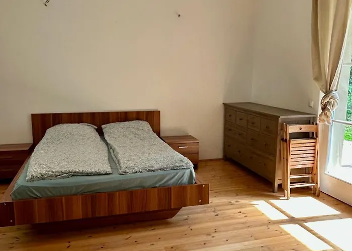 Giulia Vendeghaz * Balatonboglar